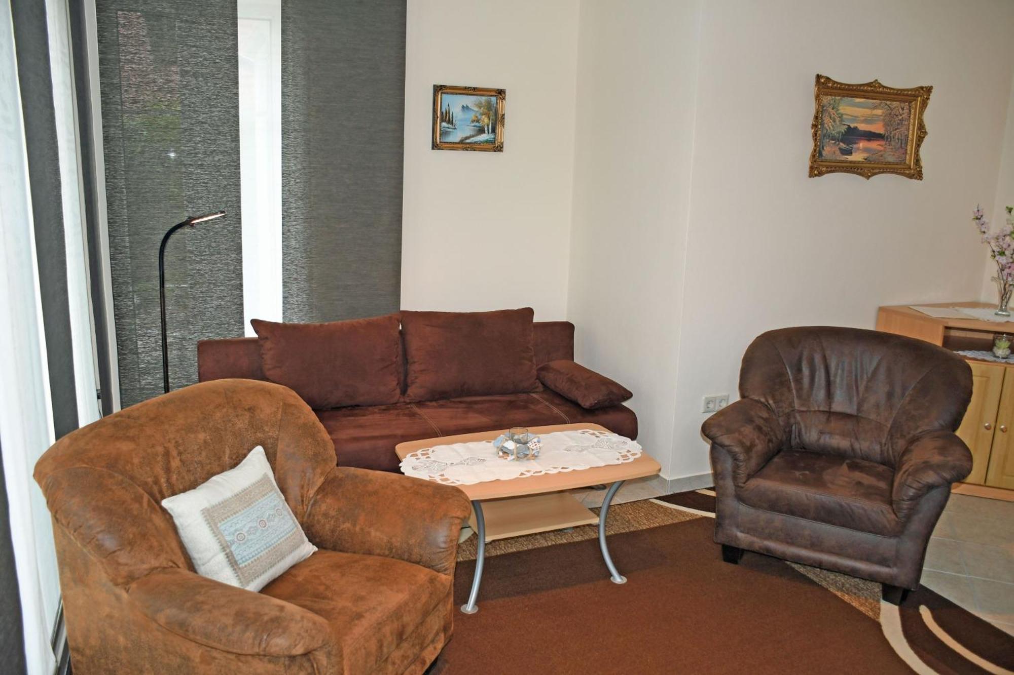 Ferienappartement Lisa ゼリン エクステリア 写真