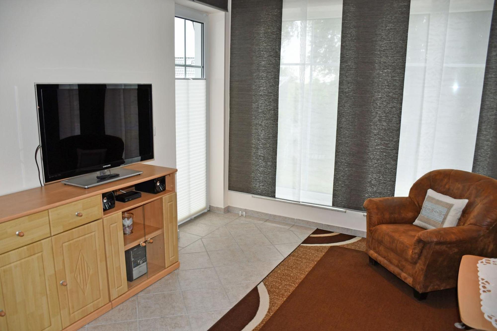 Ferienappartement Lisa ゼリン エクステリア 写真